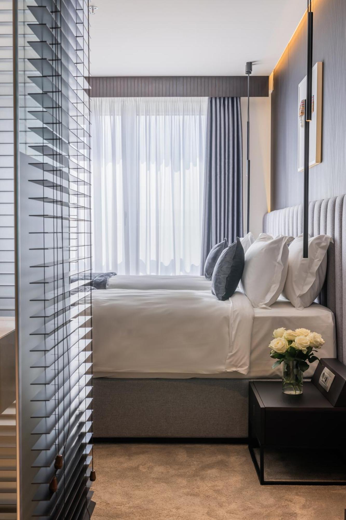 Derand Hotel Priştine Dış mekan fotoğraf